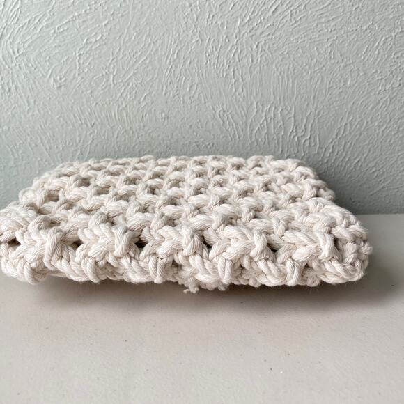 Handmade Macrame Woven Clutch Purse Handbag - Cream Flap Opening - Picture 6 of 7